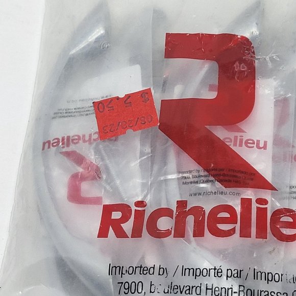 (10) RICHELIEU BP65017140 Contemporary Metal Pull - (Length 5 3/16") (Chrome) - Picture 5 of 5